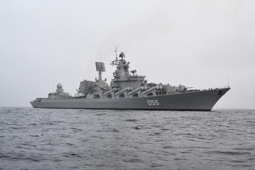 Ракетный крейсер «Маршал Устинов» вышел в Баренцево море 