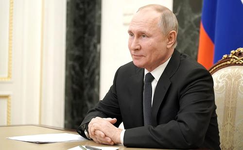 Путин потребовал активнее выявлять факты хищения бюджетных средств
