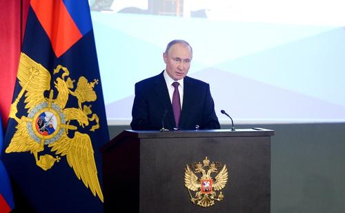 Песков заявил, что дата послания Путина парламенту «сдвигается вправо»