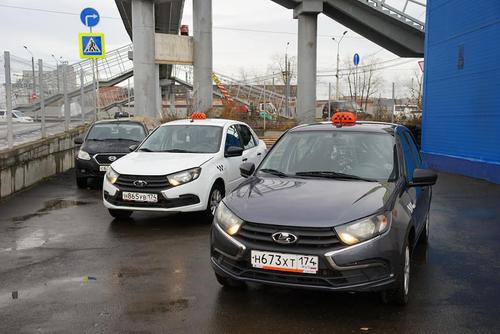 Такси в Челябинской области хотят сделать только двух цветов