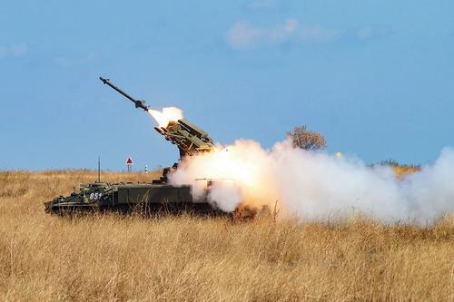 Полковник Литовкин: Украина потерпит «сокрушительное поражение», если «посмеет напасть» на Россию