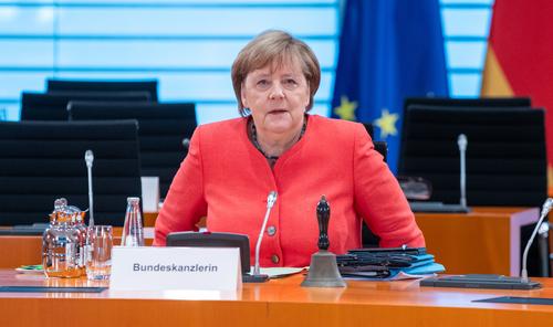 Bild: Меркель планирует продлить ограничения из-за коронавируса 