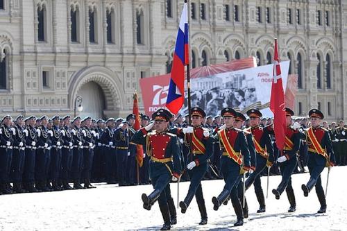 В параде Победы примут участие почти 13 тысяч военнослужащих