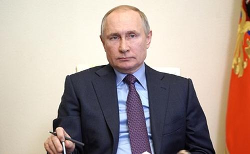 Экс-полковник КГБ предположил, о ком говорил Путин, сообщив, что в Латвии от ковида умер его бывший коллега