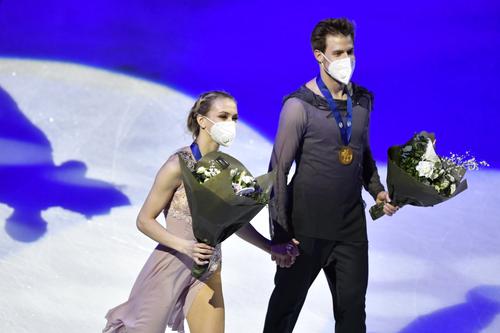 Навка поздравила Жулина с золотом Синициной и Кацалапова на ЧМ в Стокгольме: «с таким тренером теперь только к Олимпиаде»