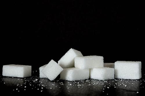 Правительство продлило заморозку цен на сахар и подсолнечное масло