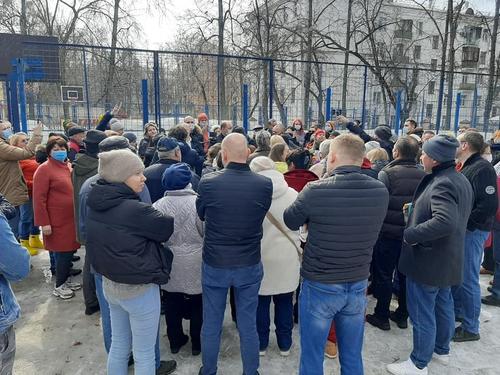 Когда протест победил. Строить спортивную площадку для детей с синдромом Дауна в Москве не будут из-за недовольства жителей