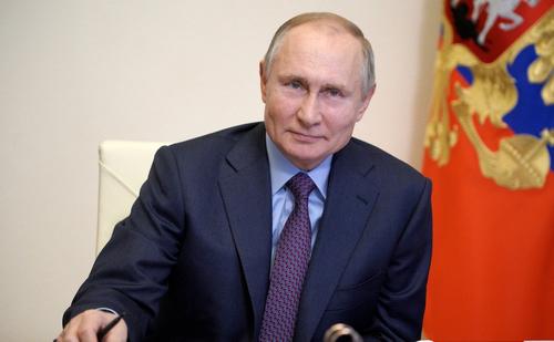 Комитет Совфеда поддержал закон, позволяющий Путину вновь баллотироваться на пост президента