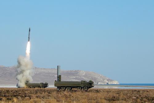 Sohu: армия России не раз заставляла корабли США отступить от Крыма с помощью испытательных пусков ракет «Бастиона-П»