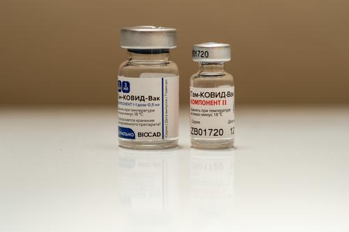 Мясников перечислил основные показания к вакцинации от коронавируса