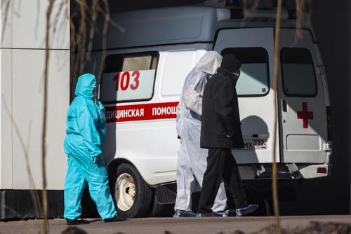 В России за сутки скончались 357 человек с коронавирусом