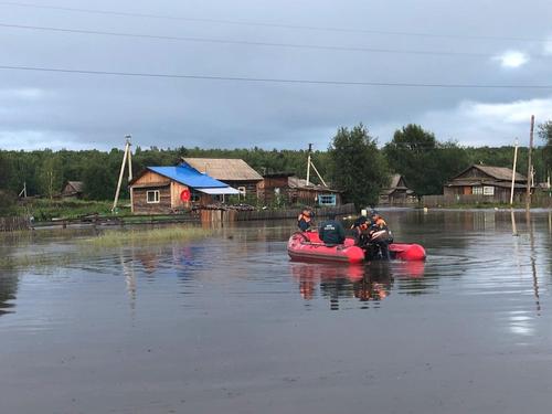 В России 18 населенных пунктов оказались отрезанными паводком