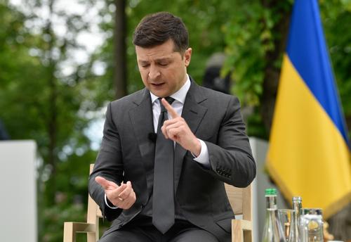 Зеленский назвал вступление Украины в НАТО единственным путём для Киева к окончанию войны в Донбассе