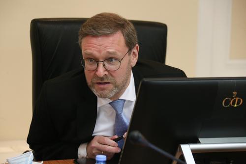 Сенатор Косачев назвал отказ делегации Киева от поездки на переговоры в Минск «капризом»
