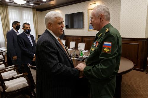 Генерал-полковник Фомин встретился с главой народного ополчения Ирака Фалехом Файядом