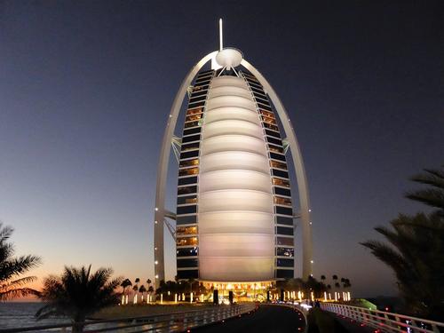 Генпрокуратура Дубая определила судьбу задержанных за откровенную съемку в этом городе  