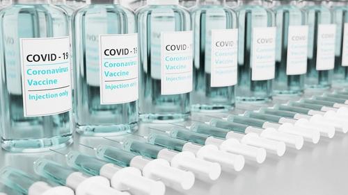 В Швейцарии 55 человек умерли после прививки от коронавируса