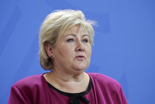 Премьер-министра Норвегии оштрафовали на 20 тысяч крон за нарушение антиковидных правил