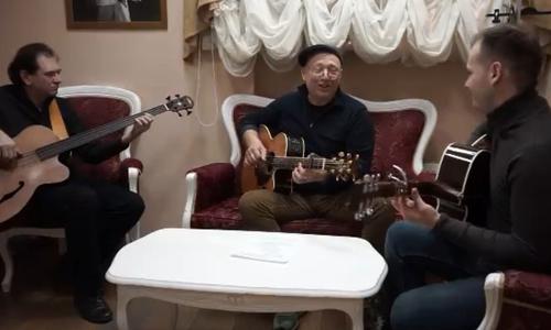 «В Челябинске посадка, еду к тебе Сатка»: Гальцев посвятил песню родному городу