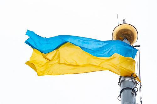 Сайт topwar.ru: новая полномасштабная война в Донбассе могла бы развалить Украину на части