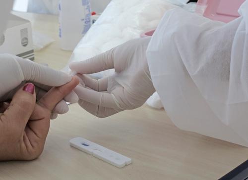 В России за сутки выявили 8 702 заразившихся коронавирусом