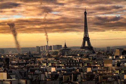 Около больницы в Париже была открыта стрельба, один человек погиб