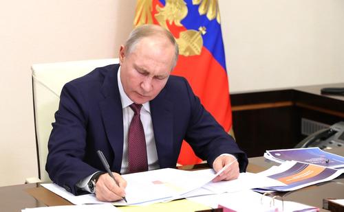 Путин освободил от должности первого заместителя директора ФСИН Рудого
