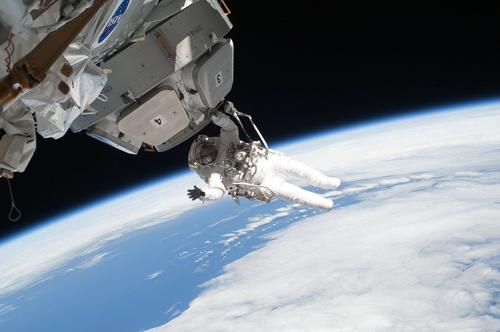 РИА Новости: единственную женщину в отряде космонавтов отправят на МКС 