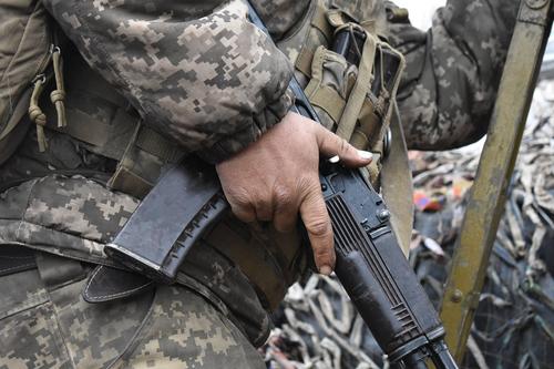 Политолог Ковтун: военный конфликт между Украиной и республиками Донбасса может продлиться до 2030 года