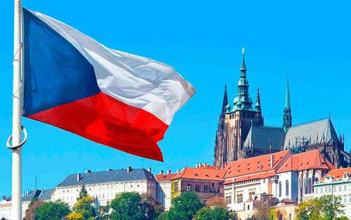 Чехия не может доказать причастность «русских диверсантов» к взрывам оружейных складов 