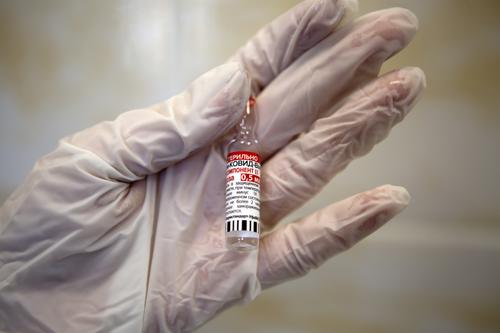 Путин: российские учёные в пандемию совершили прорыв, разработав три надёжные вакцины от коронавируса