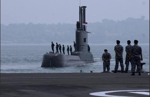 В Индонезии пропала подводная лодка — на борту находятся 53 человека