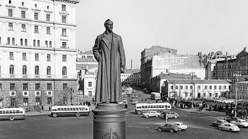 Прокуратура признала незаконным демонтаж памятника Дзержинскому на Лубянской площади в Москве