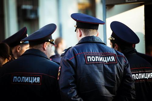 Бывший полицейский в Хабаровске отправился в колонию за торговлю запрещенными веществами 