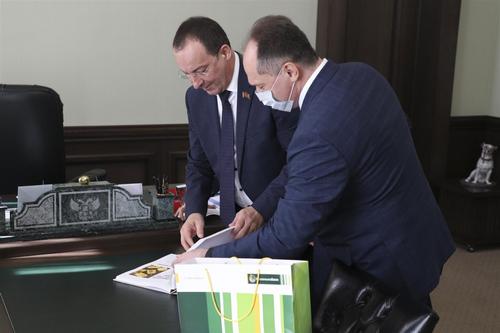 Председатель ЗСК провел встречу с новым директором филиала «Россельхозбанка»