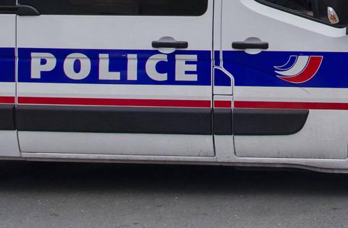 Заблокированная в машине после ДТП пожилая француженка три дня ждала помощи жандармерии