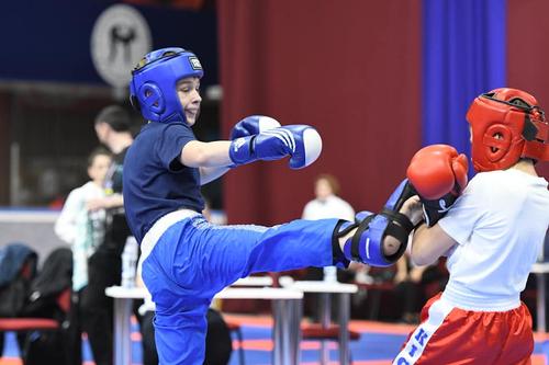 Чемпионат России по кикбоксингу стартовал в Челябинске
