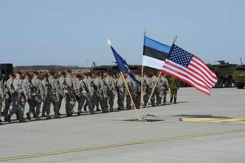 НАТО проводит крупномасштабные учения близ российских границ
