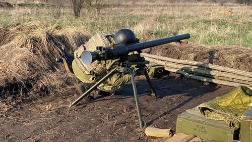 Бойцы ДНР подавили огневую активность военных Украины в ответ на ракетную атаку ВСУ 