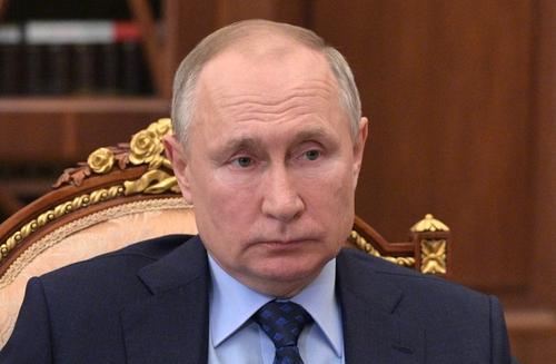 Кремль: Путин дал все необходимые поручения по ситуации в Казани