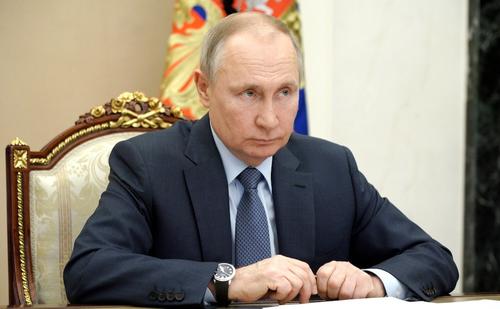 Путин считает, что Украину превращают в «Антироссию»