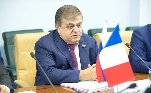 Сенатор  Джабаров ответил на вопрос о расширении списка недружественных стран 