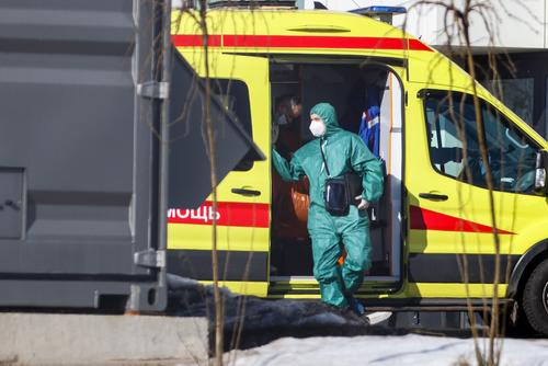 В Москве выявили более 20 тысяч зараженных COVID-19 за неделю впервые с января