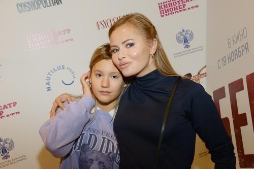 Адвокат Максим Калинов считает, что видео Даны Борисовой с дочерью могут заинтересоваться органы опеки