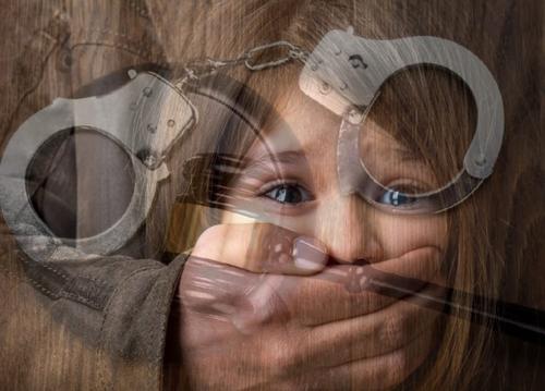Михаил Мень и педофилы: чиновников обвиняют в растлении детей-сирот в Ивановской области