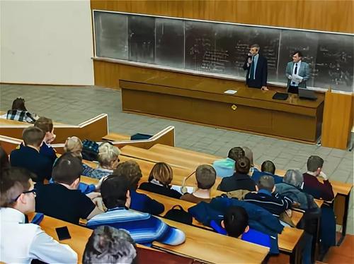 В научно-практических конференциях приняли участие 7 тысяч московских школьников 