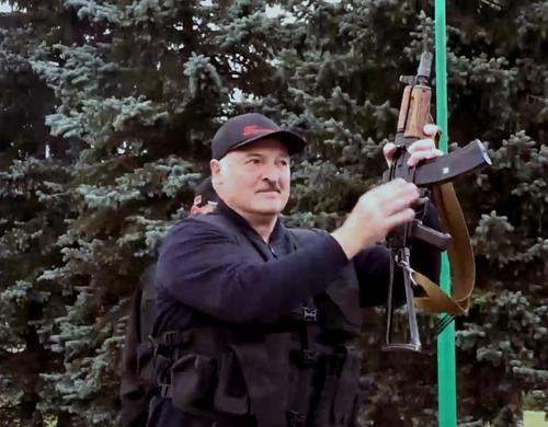 Политический курс Лукашенко - счастье для белорусского народа. По крайней мере так считают в Госдуме