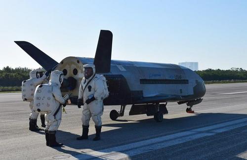 Popular Mechanics назвал возможный сценарий ядерного удара США по России с участием секретного космического самолета X-37B