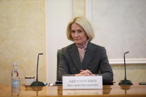 Виктория Абрамченко: В России запретят пластиковые трубочки и посуду и ватные палочки 