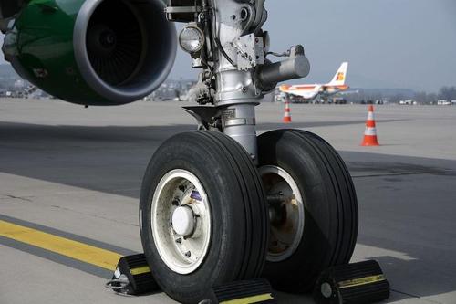 В аэропорту «Шереметьево» совершил экстренную посадку самолет Boeing 777